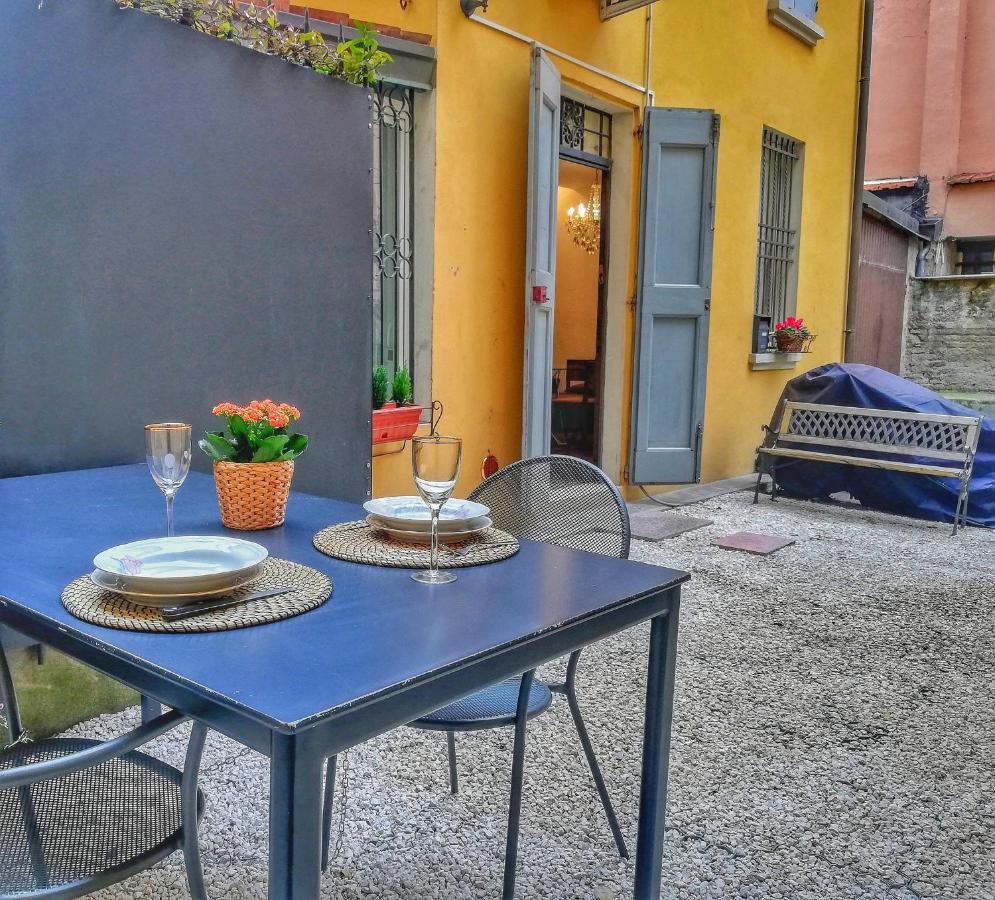 Gamberini House - Private Garden Apartment Bologna Exterior foto